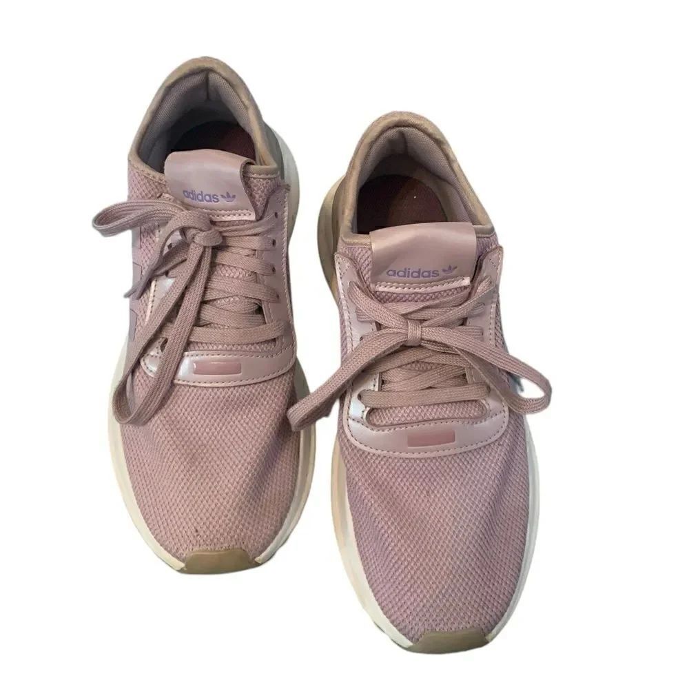 adidas Athletic Running/Walking Shoes Light Purple, Gray & White Size 9
